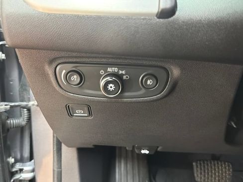 Used 2020 GMC Terrain SLT w/ Elevation Edition FWD image 23
