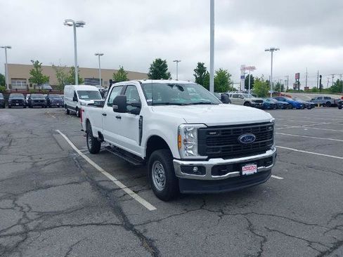 Certified 2025 Ford F250 XL w/ XL Chrome Package AWD/4WD image 1