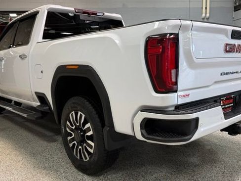 Used 2023 GMC Sierra 2500 Denali AWD/4WD image 4