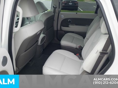 Used 2026 Hyundai Palisade SEL image 17