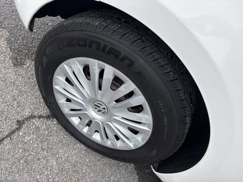 Used 2013 Volkswagen Golf 2.5L PZEV 2dr Hatchback 6A w/ image 6