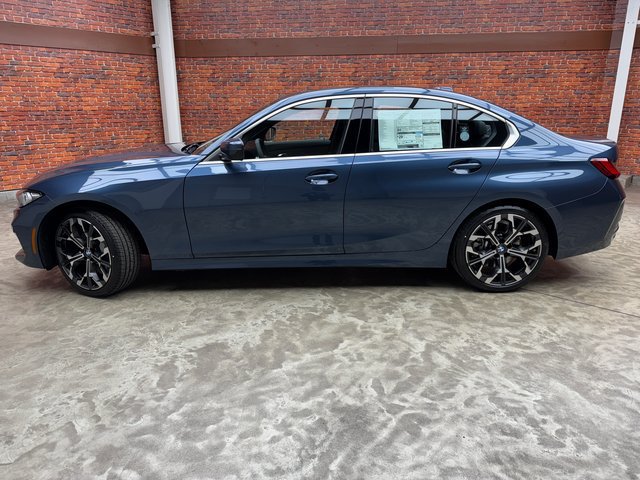 Used 2026 BMW 330i xDrive Sedan w/ Premium Package AWD/4WD image 2