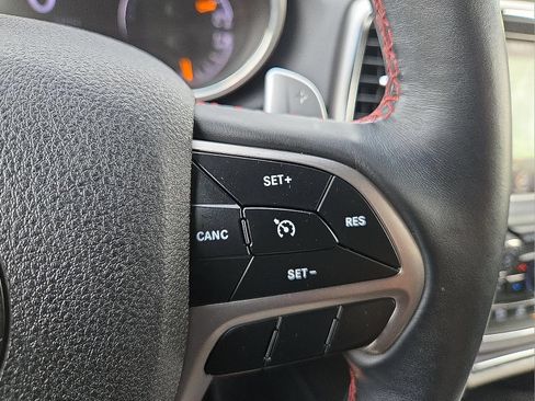 Used 2018 Jeep Grand Cherokee Trailhawk AWD/4WD image 18