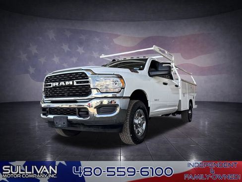 Used 2024 RAM 3500 SLT AWD/4WD image 1