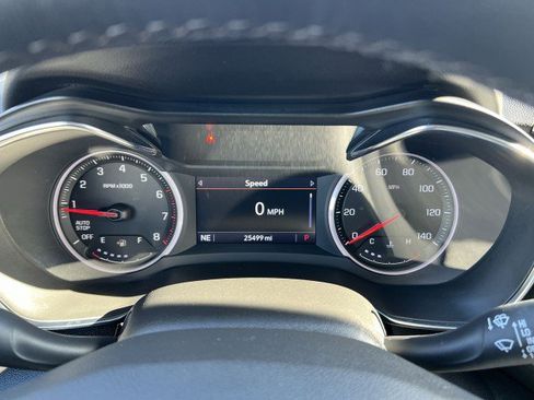 Used 2023 Chevrolet TrailBlazer ACTIV w/ Technology Package image 12