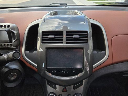 Used 2015 Chevrolet Sonic LTZ image 36