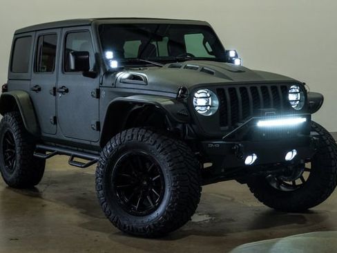 Used 2024 Jeep Wrangler Unlimited Sport AWD/4WD image 5
