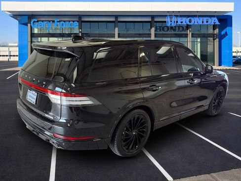 Used 2025 Lincoln Aviator Reserve w/ Equipment Group 201A AWD/4WD image 2