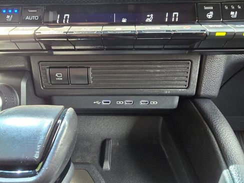 Used 2024 Toyota Land Cruiser AWD/4WD image 29