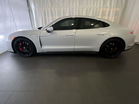 Certified 2023 Porsche Taycan GTS image 2