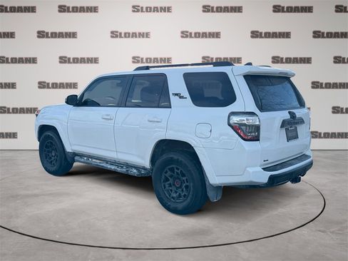 Used 2022 Toyota 4Runner TRD Off-Road Premium image 3