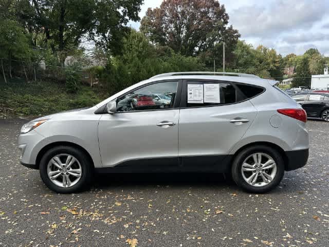 Used 2011 Hyundai Tucson GLS AWD/4WD image 2