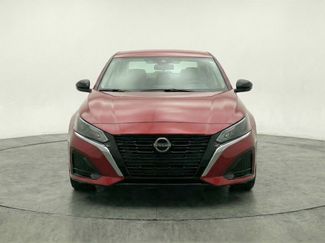 Used 2025 Nissan Altima 2.5 SV video 1