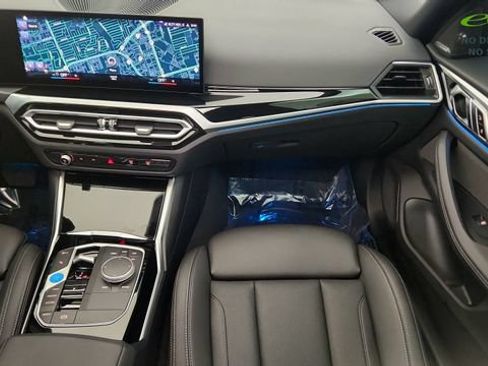 Used 2023 BMW i4 eDrive35 RWD image 39