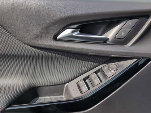 Used 2025 Chevrolet Equinox RS w/ Safety and Technology Package FWD image 23