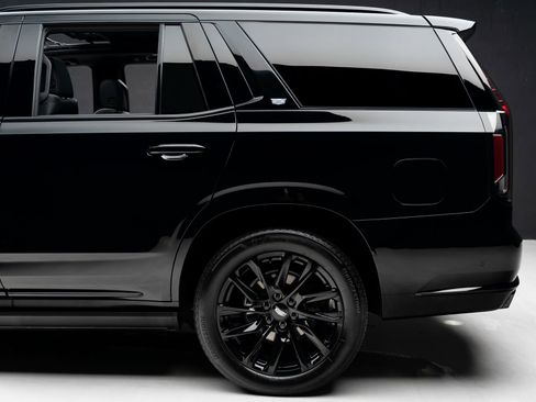 Used 2023 Cadillac Escalade Sport w/ LPO, ONYX Package AWD/4WD image 20