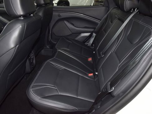 Certified 2025 Ford Mustang Mach-E Premium image 14