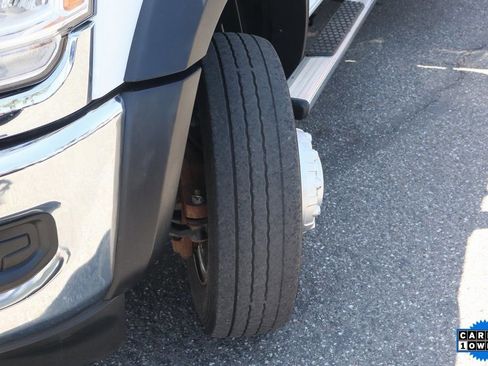 Used 2022 RAM 5500 Tradesman image 37