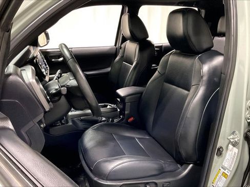 Certified 2022 Toyota Tacoma 4x4 Double Cab image 25