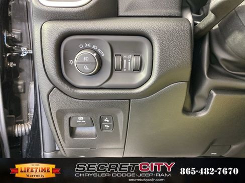 New 2026 RAM 1500 Big Horn AWD/4WD image 15