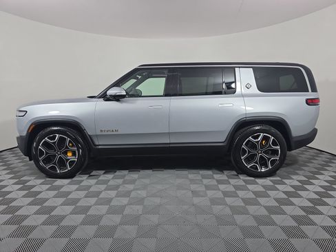 Used 2024 Rivian R1S Adventure Quad AWD/4WD image 2