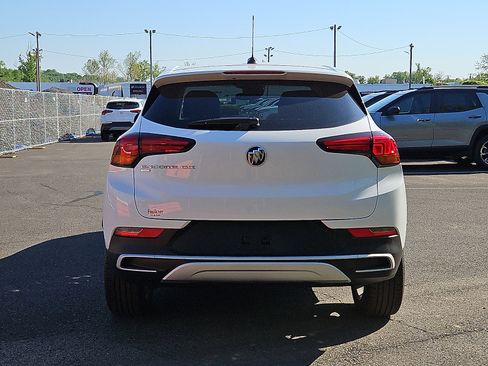 Certified 2023 Buick Encore GX Preferred w/ Cold Weather Comfort Package AWD/4WD image 5