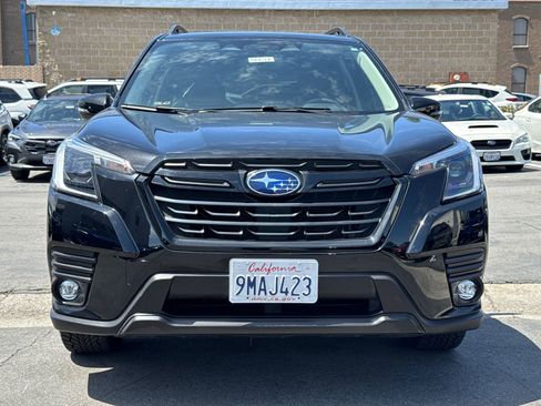 Certified 2024 Subaru Forester Limited w/ Pop Package 2 AWD/4WD image 3