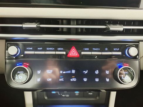 Certified 2026 Hyundai Tucson Limited AWD/4WD image 20