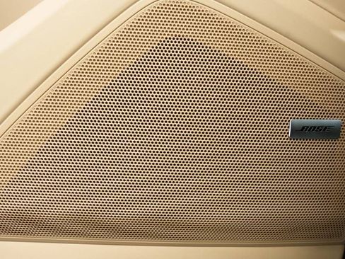 New 2026 Porsche Cayenne image 32