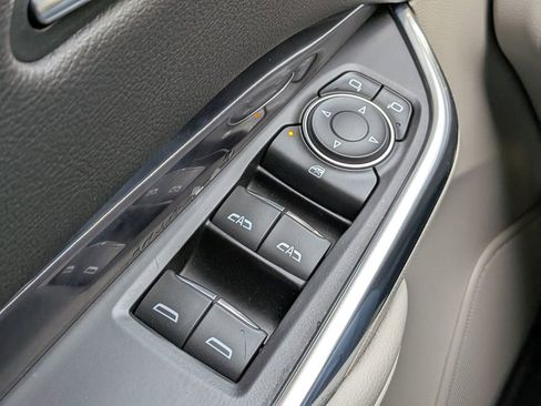 Used 2019 Cadillac XT4 Luxury FWD image 28