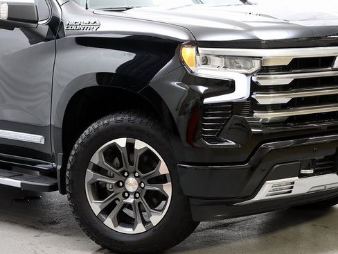 New 2026 Chevrolet Silverado 1500 High Country w/ Technology Package image 3