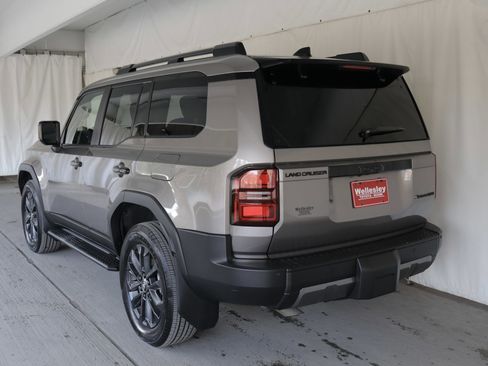 Used 2025 Toyota Land Cruiser w/ Premium Package image 26