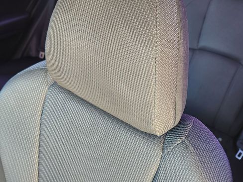 Used 2018 Subaru Impreza 2.0i image 5