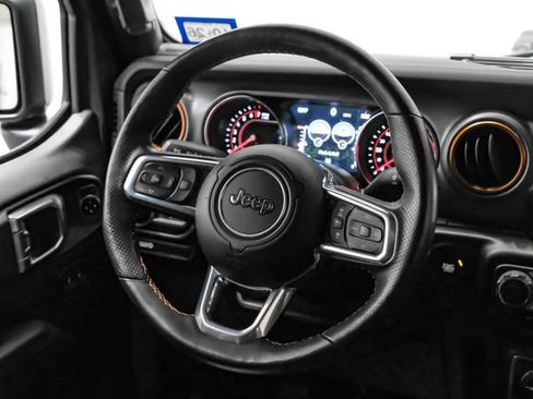 Used 2021 Jeep Gladiator Mojave AWD/4WD image 25