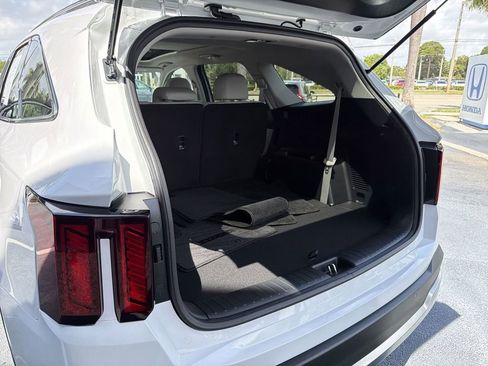 Used 2026 Kia Sorento S w/ S Panoramic Sunroof Package FWD image 26
