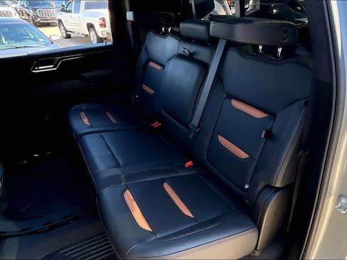 Certified 2024 GMC Sierra 2500 AT4 w/ AT4 Premium Plus Package image 21