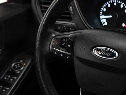 Used 2022 Ford Escape SE FWD image 18
