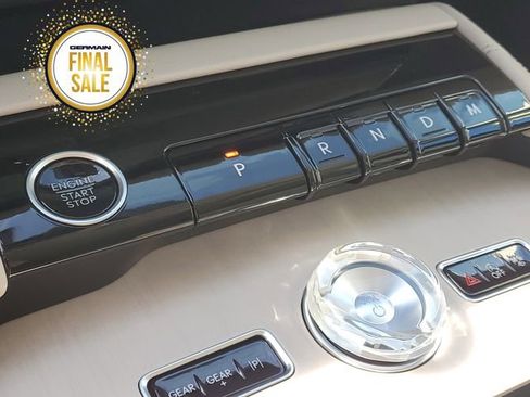 New 2025 Lincoln Navigator Reserve image 24