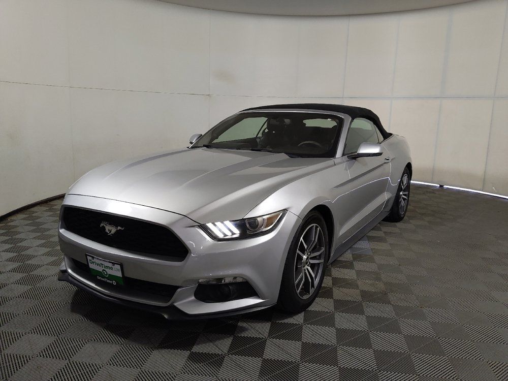 Used 2015 Ford Mustang Premium RWD image 15