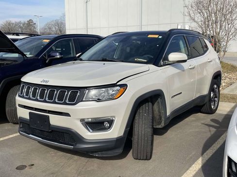 Used 2018 Jeep Compass Limited w/ Navigation Group image 2