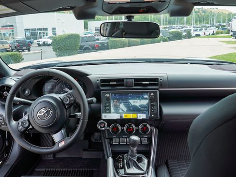 New 2026 Toyota GR86 RWD image 28