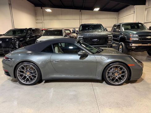 Used 2023 Porsche 911 Carrera image 8