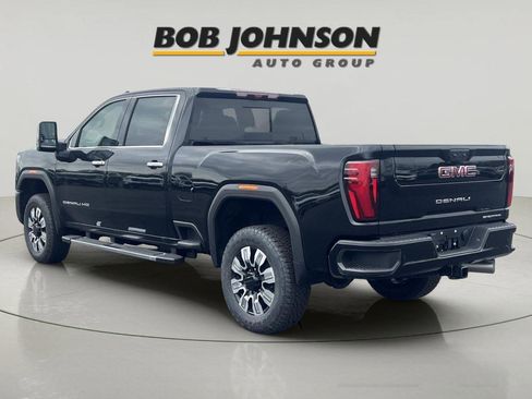 New 2026 GMC Sierra 3500 Denali w/ Technology Package AWD/4WD image 7