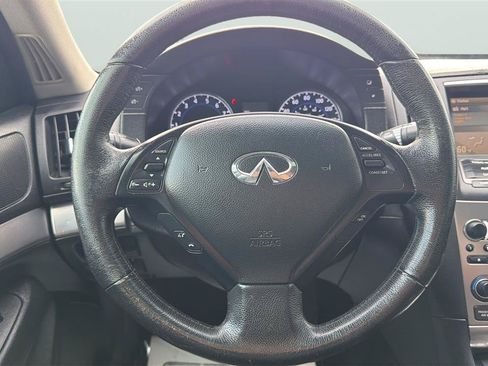 Used 2011 INFINITI G25 x w/ Moonroof Pkg AWD/4WD image 25