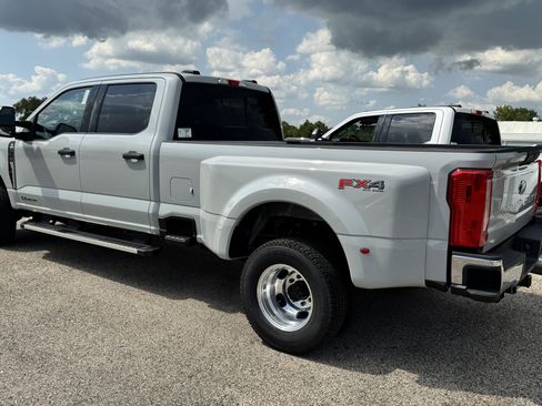New 2026 Ford F350 XLT AWD/4WD image 5