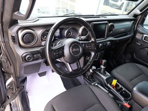 Used 2020 Jeep Wrangler Unlimited Sport AWD/4WD image 22