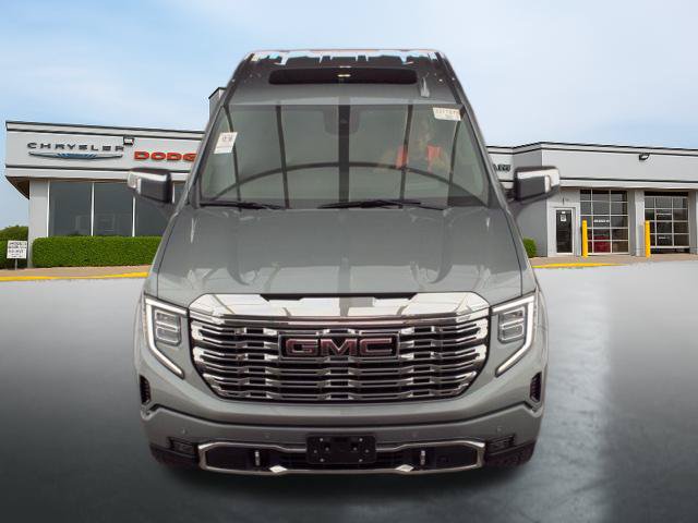 Used 2026 GMC Sierra 1500 Denali w/ Technology Package AWD/4WD image 3