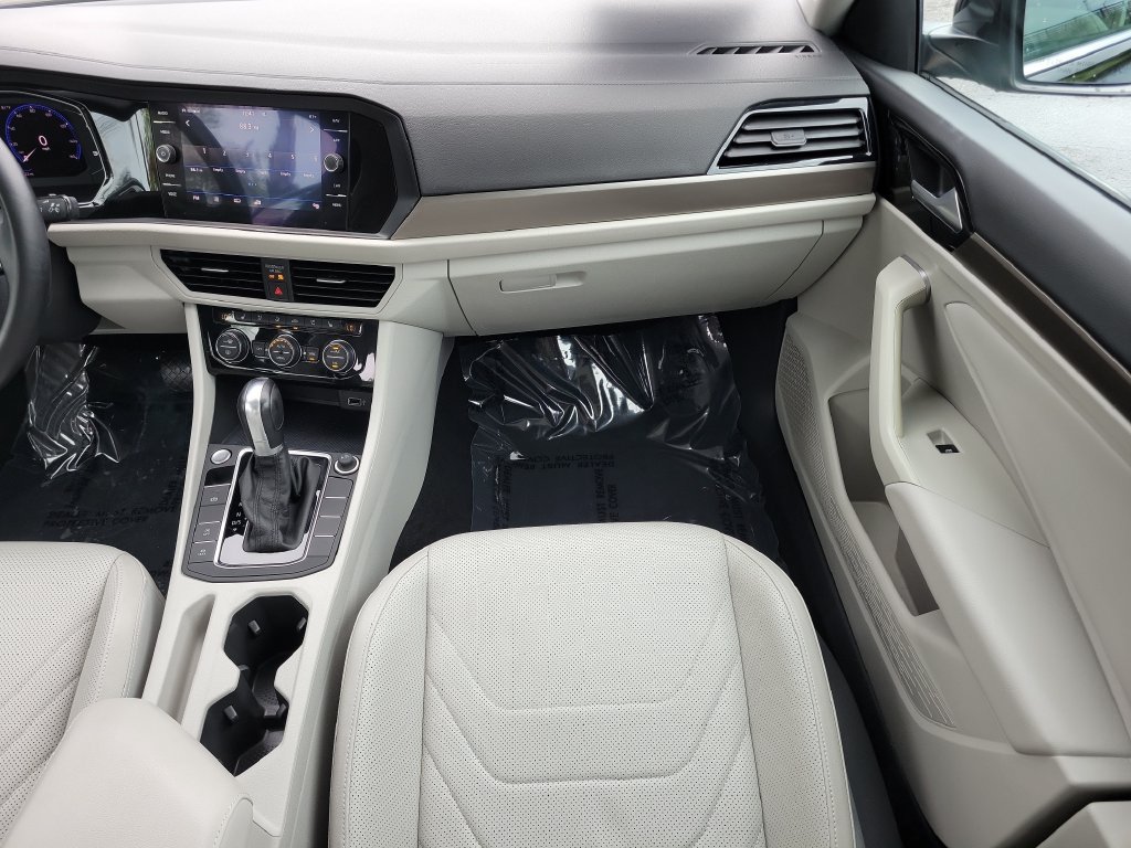Used 2019 Volkswagen Jetta SEL Premium FWD image 13