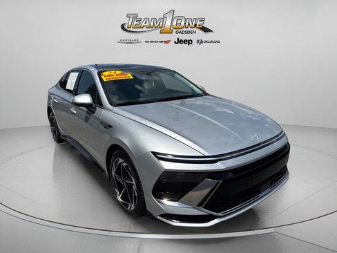 Used 2024 Hyundai Sonata SEL w/ Convenience Package FWD image 1