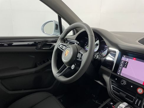 New 2026 Porsche Macan S image 12